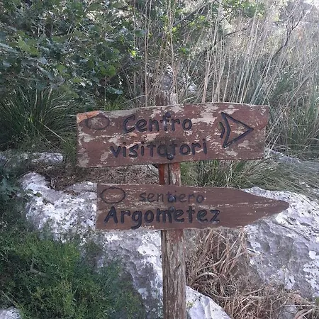 Guest House Piana Degli Albanesi Pensionat *