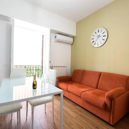 Guest House Piana Degli Albanesi Pensionat *