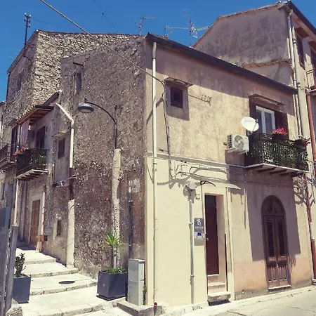 Gæstehus Guest House Piana Degli Albanesi Piana Degli Albanesi