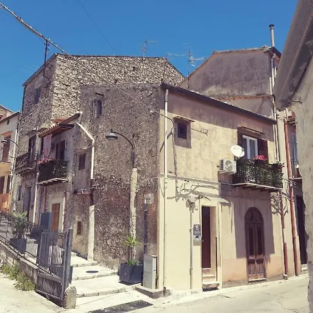 Guest House Piana Degli Albanesi